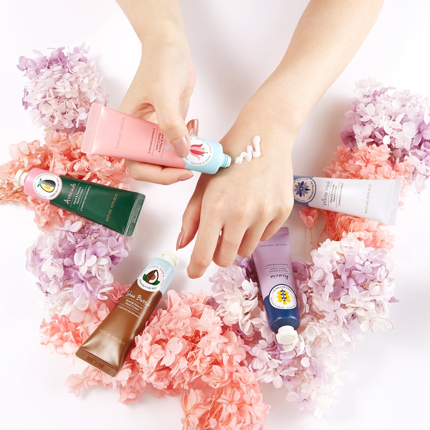 HAND & NATURE White Musk Hand Cream