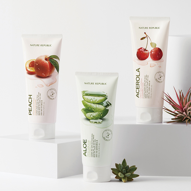 FRESH HERB Aloe Foam Cleanser